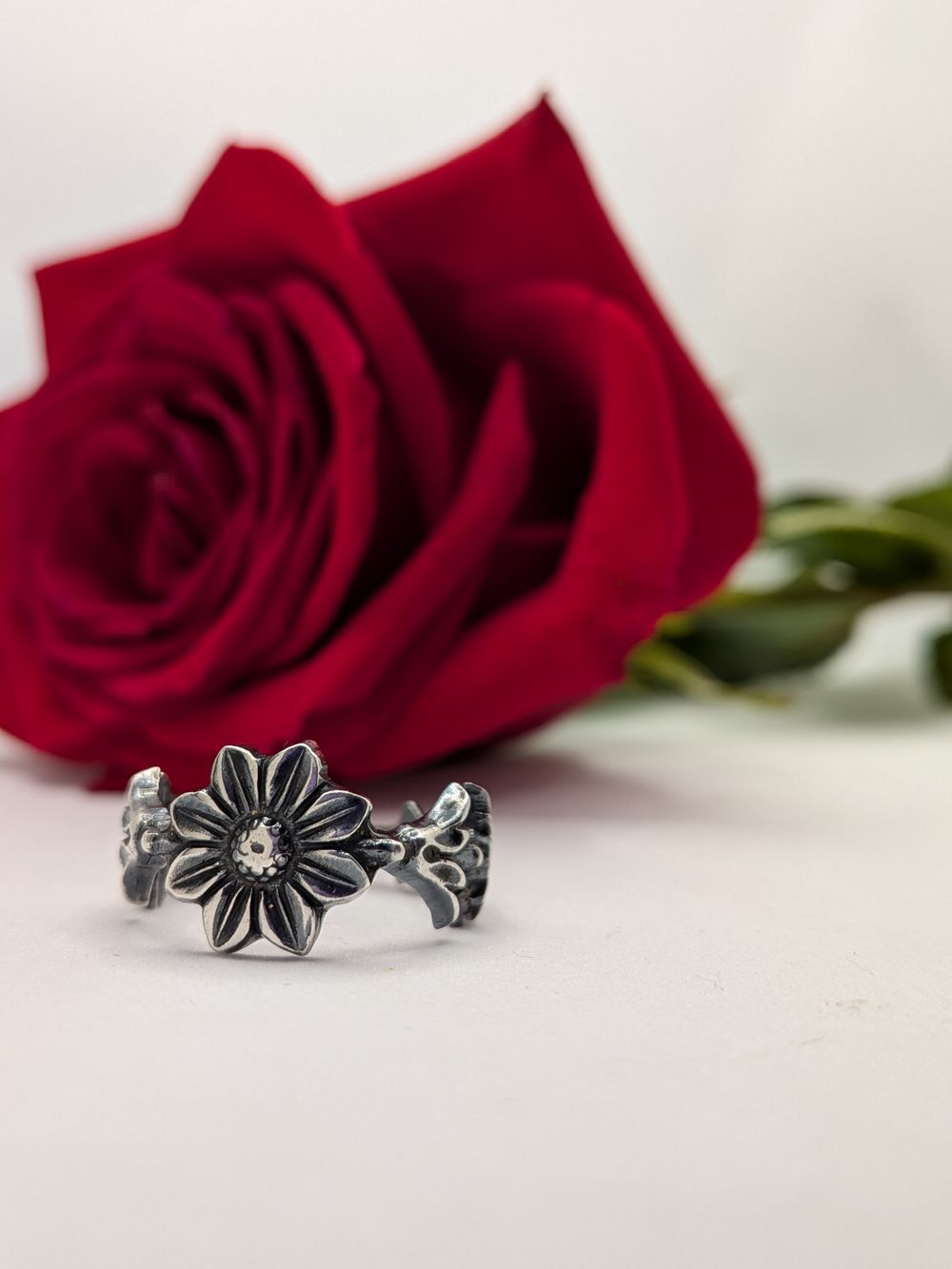 Gothic flower sterling ring sz8